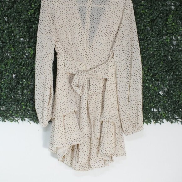 PRINCESS POLLY Women Beige STRING OF LOVE ROMPER Tie Zip Sheer V-Neck Size 10 - Picture 5 of 12